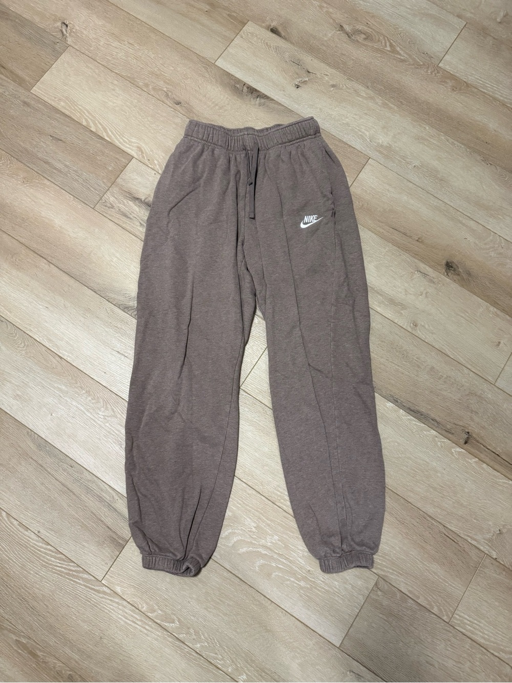 Nike Kids Brown Jogger Sweatpants with White Swoosh